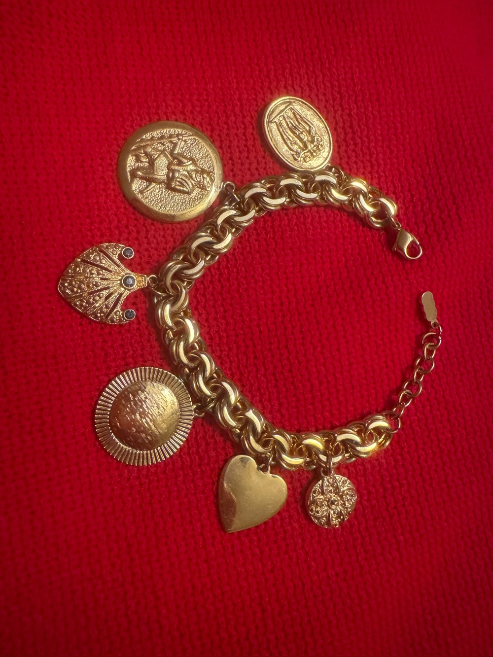 Vintage JBK Camrose&Kross Charm Jacqueline Kennedy Gold tone Bracelet 7"